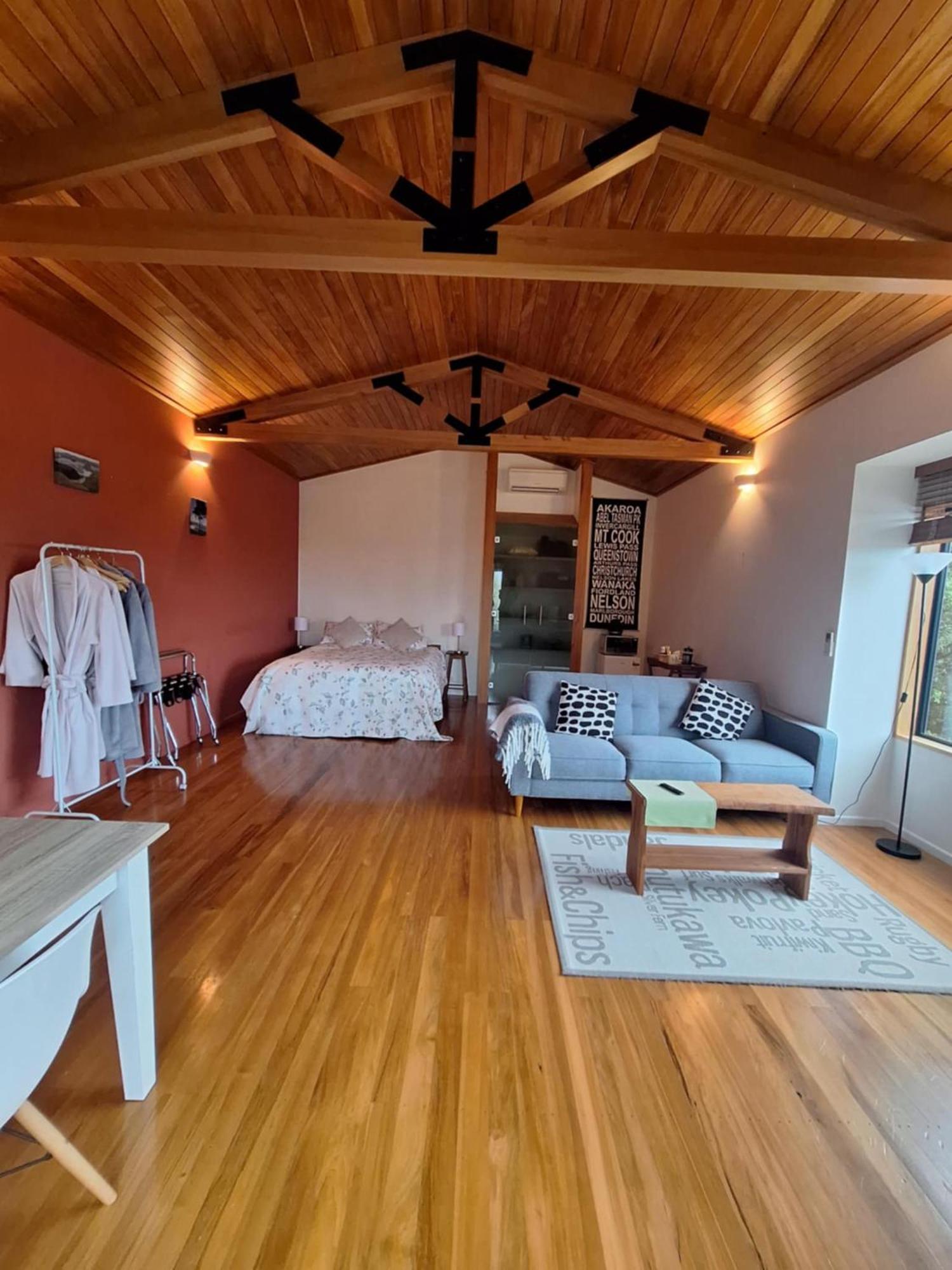 Mapua Hills Studio Экстерьер фото